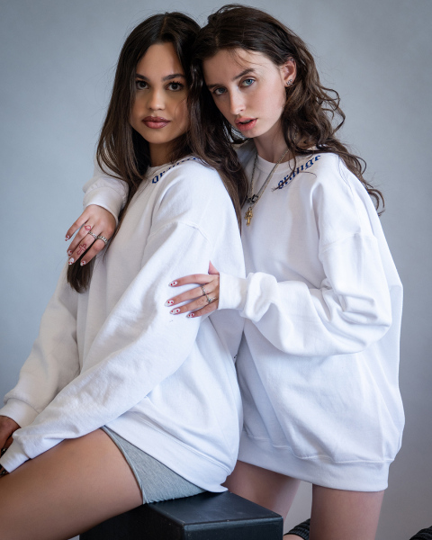 Laura-Chloe-2060